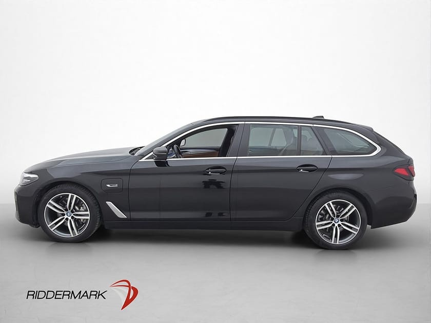 Bild 4 av BMW 530e xDrive Touring 292hk Kamera Navi Skinn MOMS