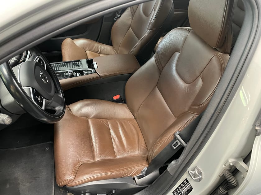 Bild 4 av Volvo S60 Recharge T8 Inscription