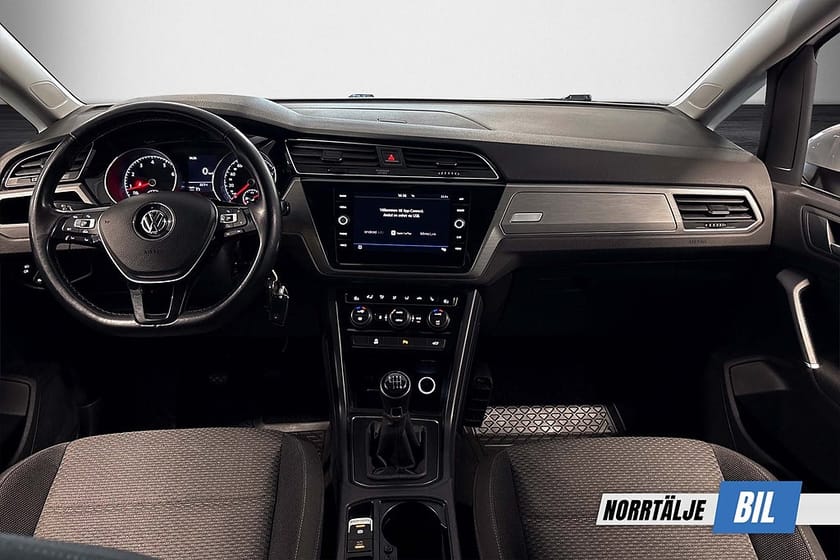 Bild 2 av Volkswagen Touran 7-SITS 1.2 110 HK DRAG VÄRMARE BACKKAMERA CARPLAY PDC