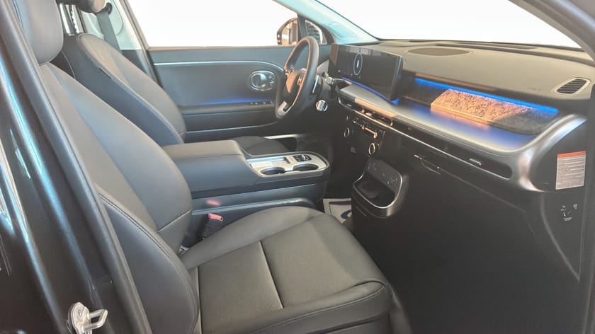 Bild 3 av Hyundai Ioniq 9 Long Range AWD Calligraphy Line 110 kWh Fyrhjulsdrift 6 sätes
