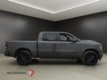 RAM 1500 Crew Cab Dodge Laramie Night 5.7 4x4 Drag Luft H/K Pano MOMS