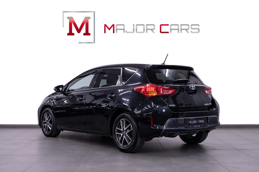 Bild 4 av Toyota Auris Hybrid e-CVT Edition Feel Backkamera Farthållare 136hk