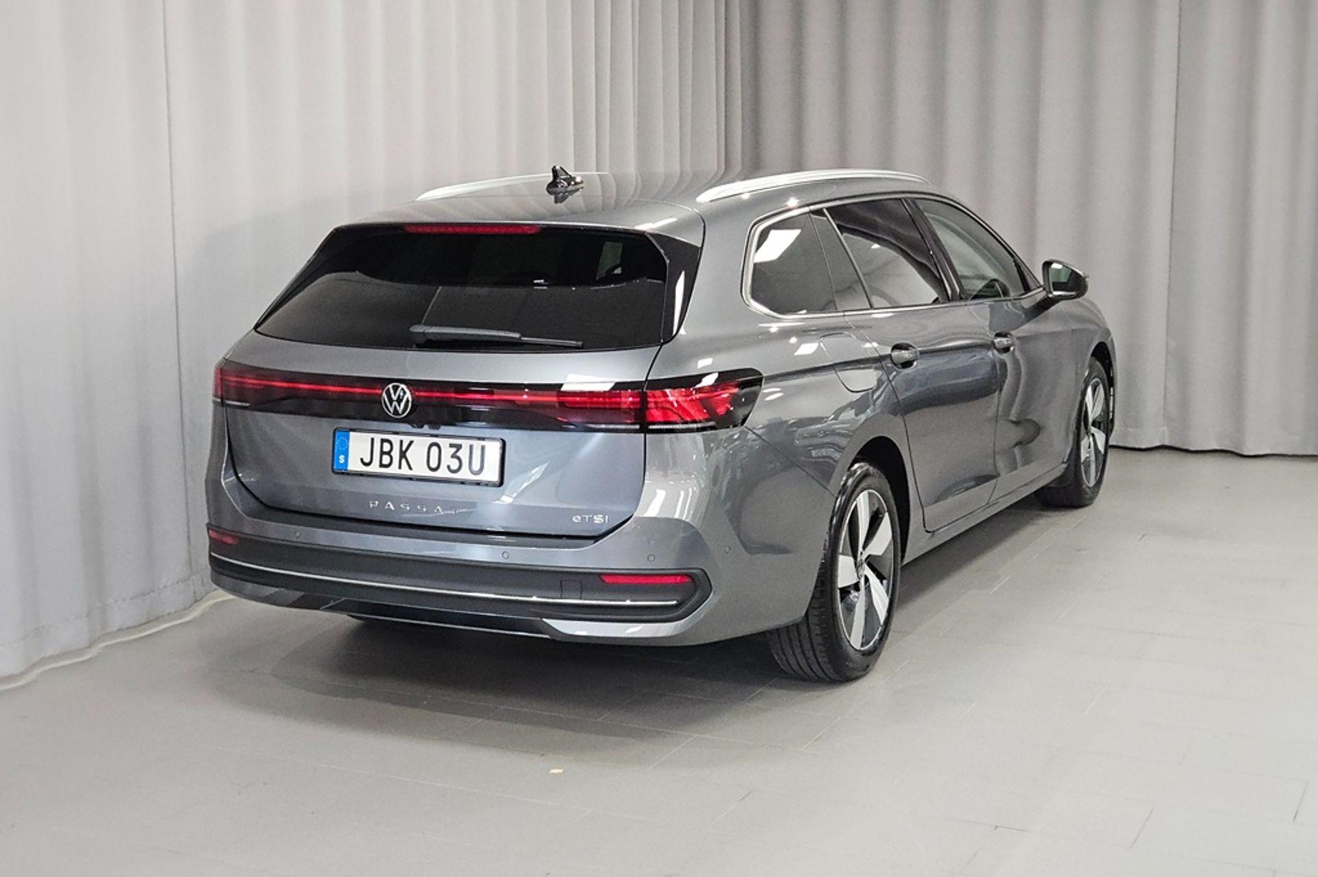 Volkswagen Passat 2025, bild 3/10