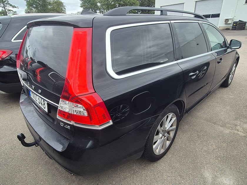 Bild 3 av Volvo V70 D4 181HK Classic Momentum