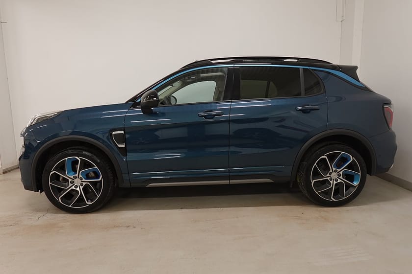 Bild 5 av Lynk & Co 01 PHEV DCT Euro 6 Pano Adap-F Ambient 360° Infinity
