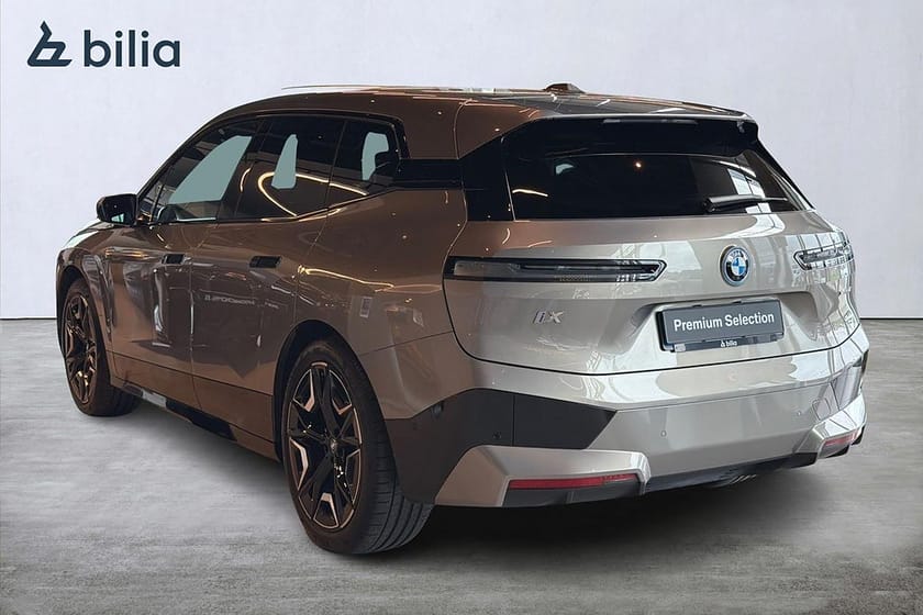 Bild 4 av BMW iX xDrive40