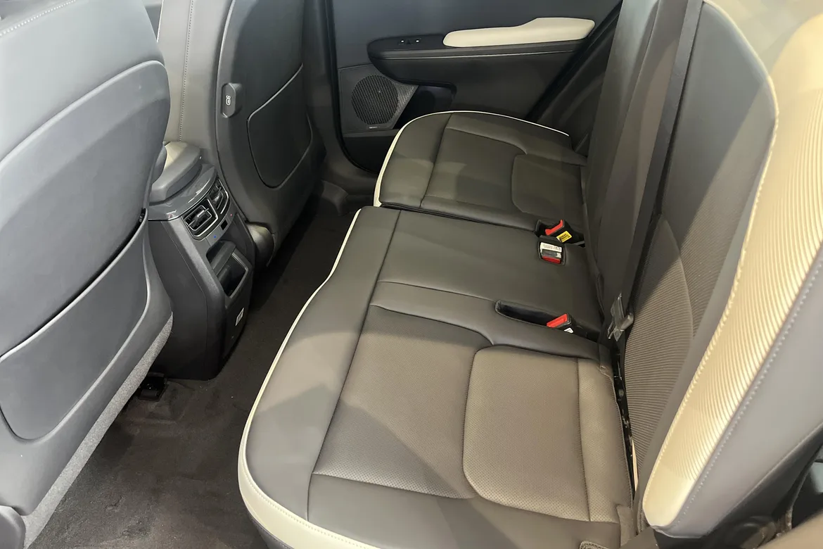 picture of a car
