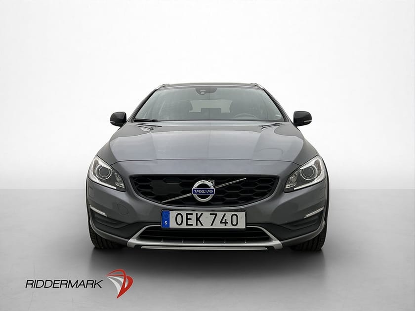 Bild 2 av Volvo V60 Cross Country Summum AWD VOC D-Värmare Drag Skinn