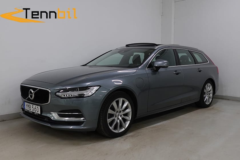 Bild 1 av Volvo V90 T8 Twin Engine AWD Pano Drag P-Värme Adap-F Orrefors