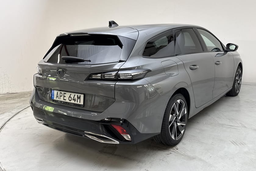 Bild 3 av Peugeot 308 SW Hybrid 145 1.2 PureTech (145hk) Allure