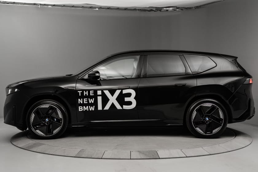 Bilde 2 av BMW iX3 50 xDrive 