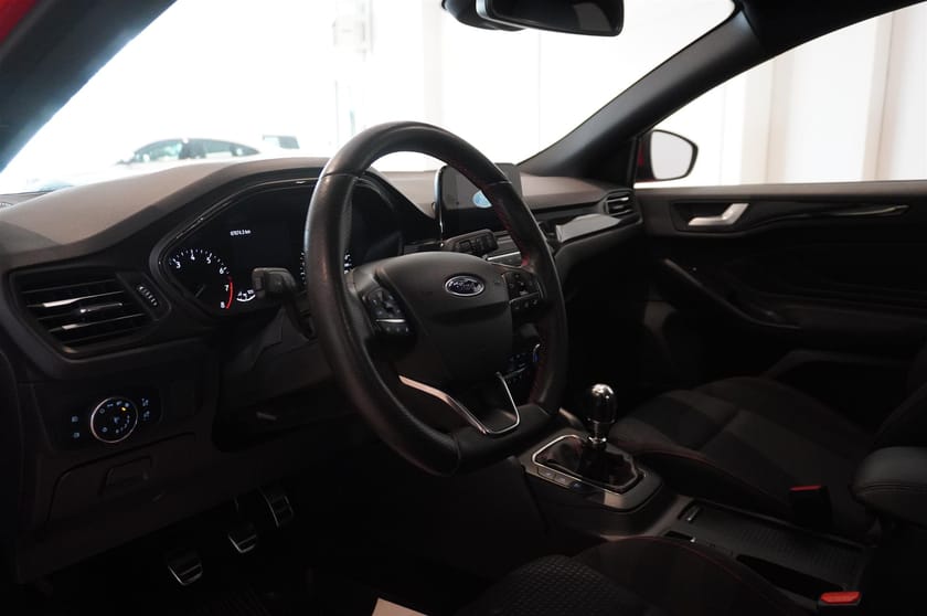 Bild 2 av Ford Focus 1.0 EcoBoost ST-Line B-Kamera