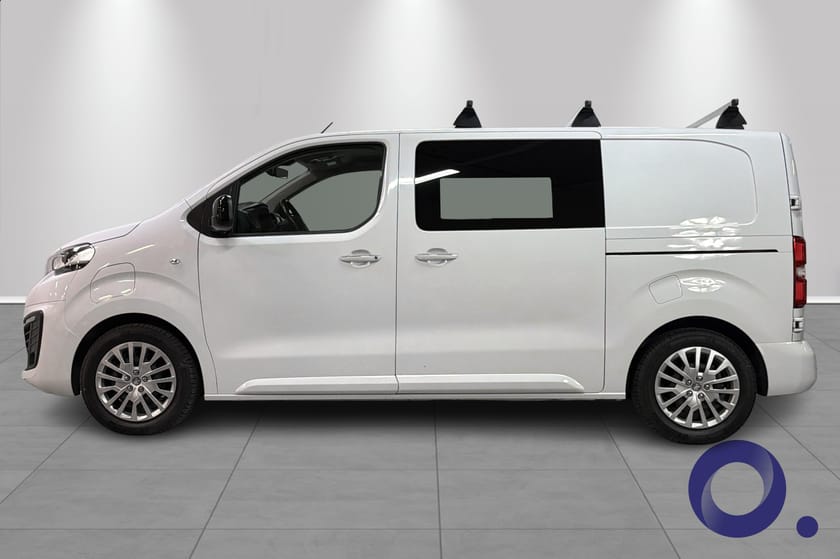 Bilde 2 av Peugeot e-Expert Mester L2 75 kWh | CRUISE CONTROL, CARPLAY, KAMERA++