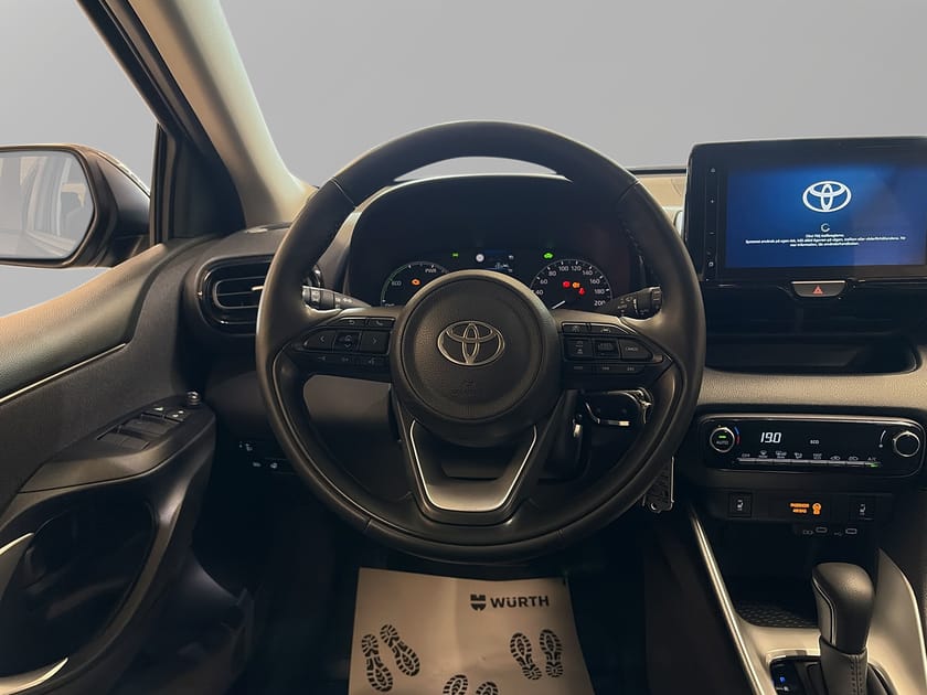 Bild 5 av Toyota Yaris Hybrid 115 1,5 115hk ACTIVE KOMFORTPAKET VINTERHJUL