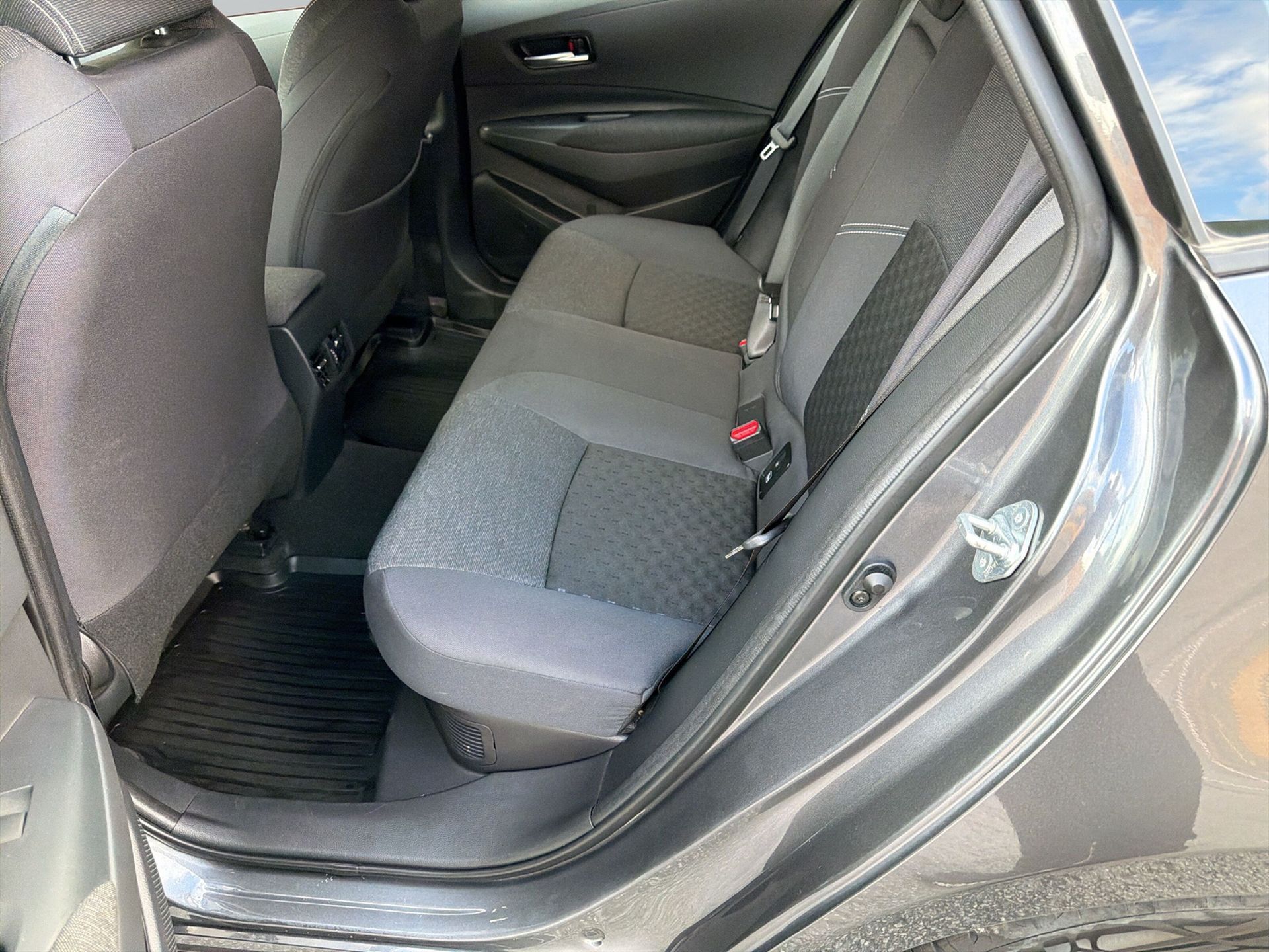 Toyota Corolla Touring Sports Hybrid 2023, bild 7/10