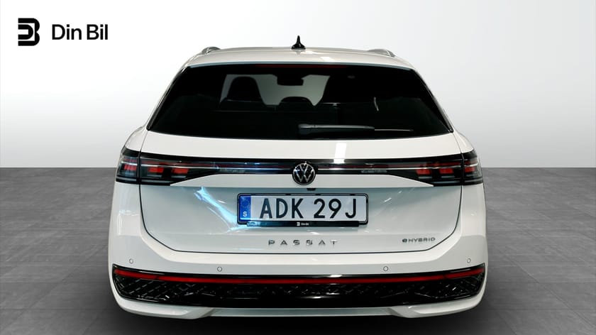 Bild 5 av Volkswagen Passat Variant eHybrid 1.5 TSI 272HK DSG/ Pano & Drag