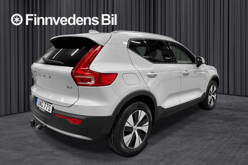 Bild 3 av Volvo XC40 B4 MomAdv Navi Edt *KROK/B-KAMERA/V-hjul*
