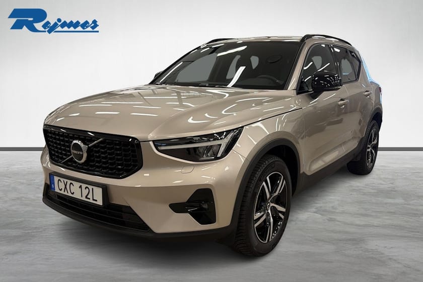 Bild 1 av Volvo XC40 B4 FWD Bensin Plus Dark