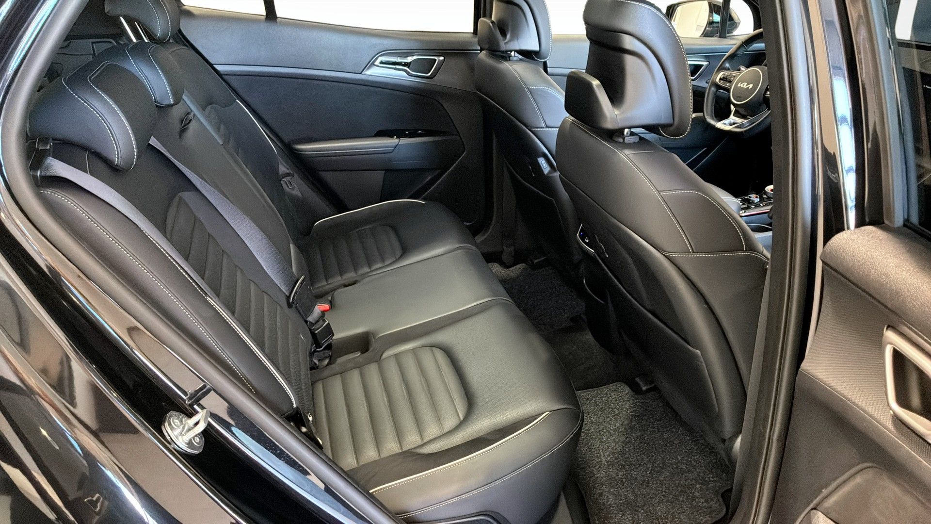Kia Sportage PHEV 2023, bild 5/10