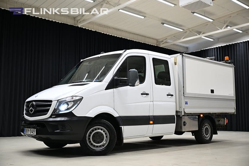 Bild 1 av Mercedes-Benz Sprinter 316 BlueTEC Chassi Crew cab 7G 163HK Automat|Dubbelhytt|Kåpa|3.5ton-drag|Xenon