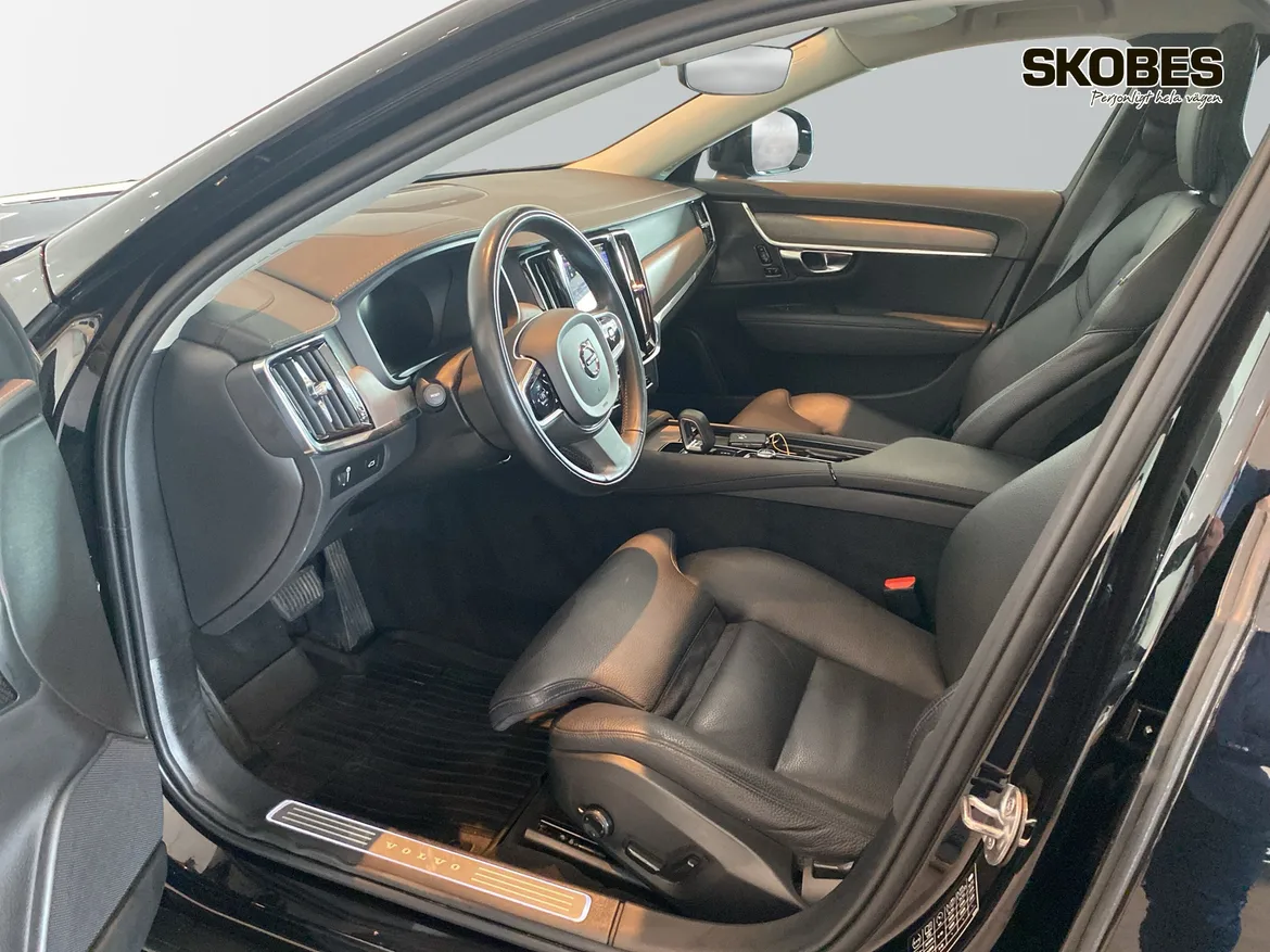 Volvo V90 Cross Country