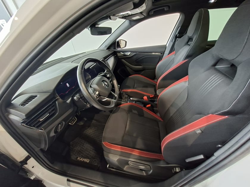 Bild 5 av Škoda Kamiq MONTE CARLO 1,0 TSI 110HK DSG Drag Panorama