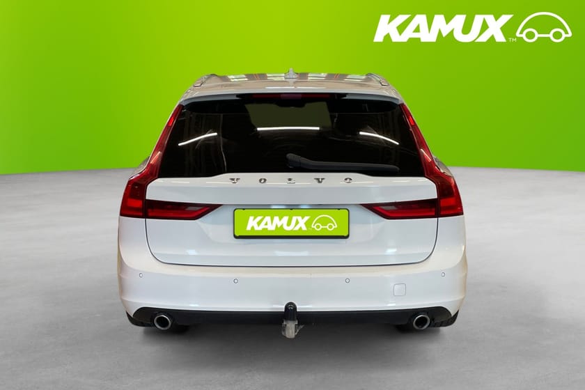 Bild 5 av Volvo V90 D3 AWD Momentum B-Kam Drag D-Värm Navi VoC