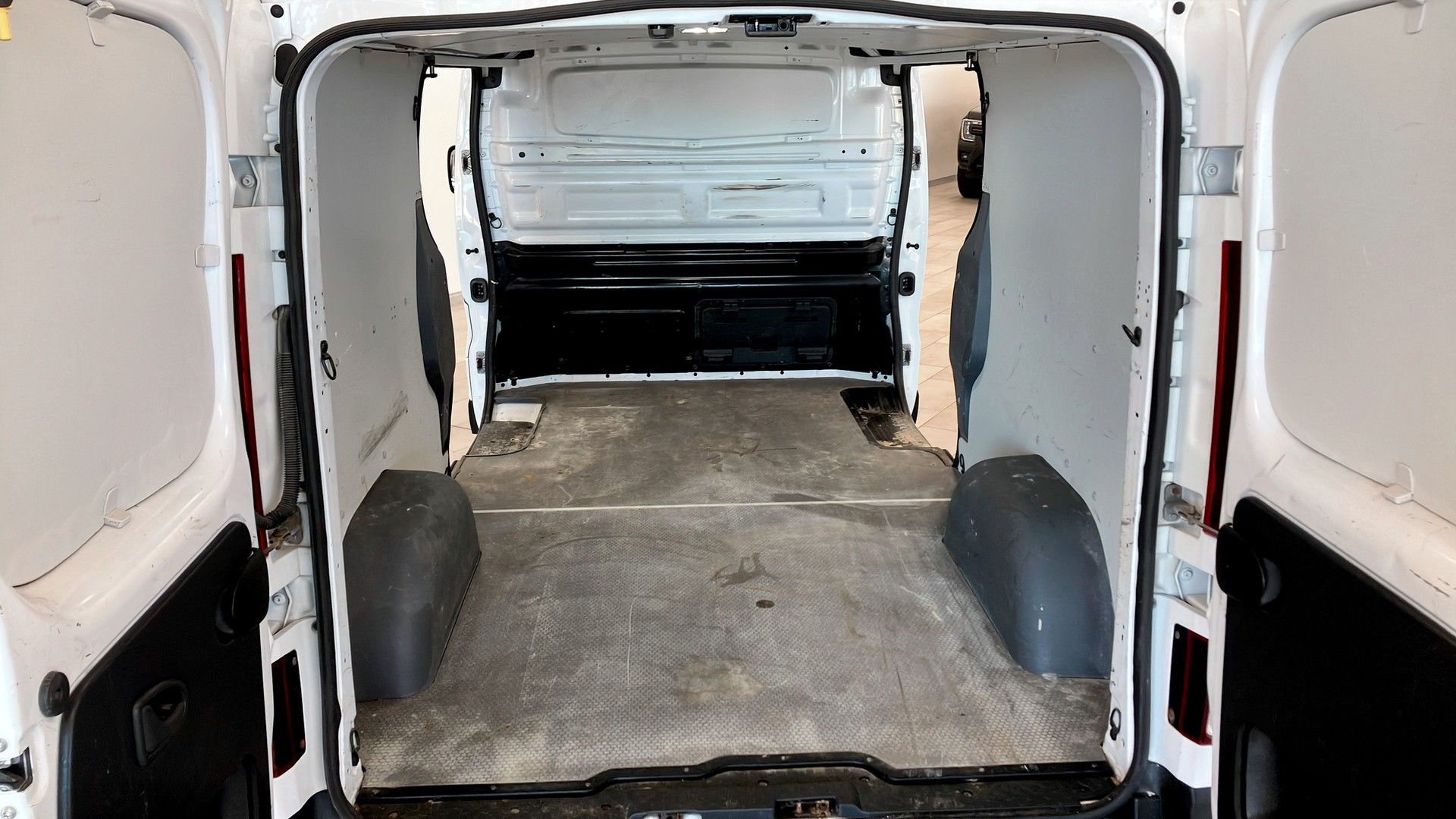 Renault Trafic 2016, bild 5/10