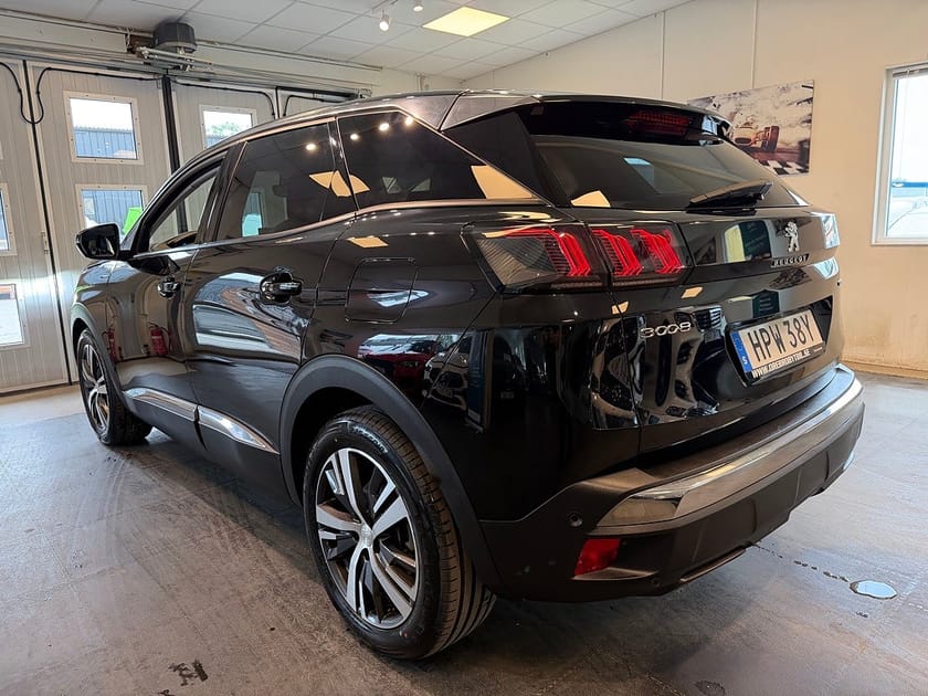 Bild 3 av Peugeot 3008 HYBRID4 300 EAT Allure Gps B-kamera Värmare MOMS 301hk