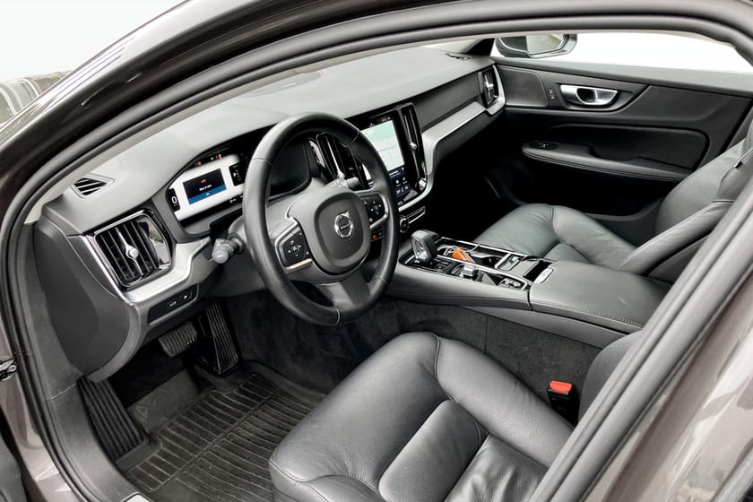 Bild 5 av Volvo V60 Recharge T6 Core Edition