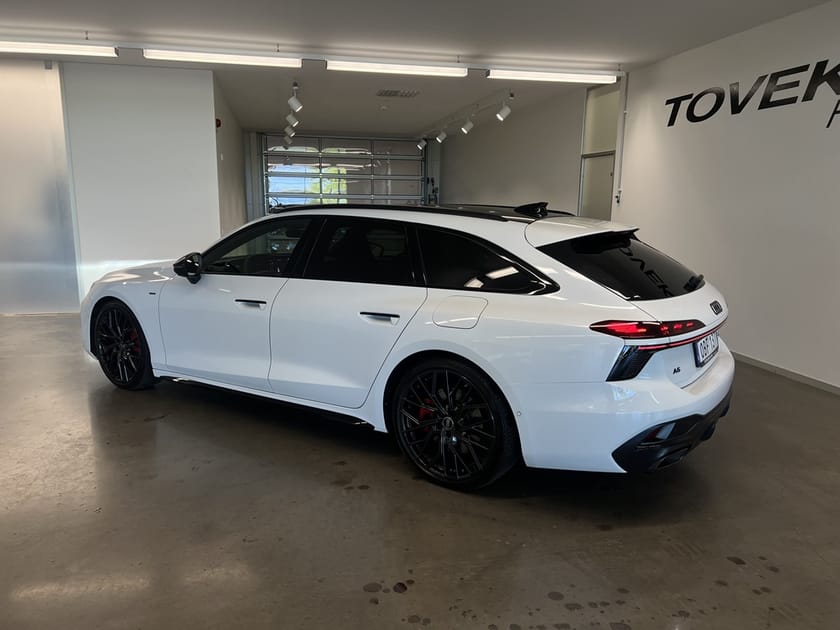 Bild 2 av Audi A6 Avant e-hybrid quattro S Line Edition / MOMS