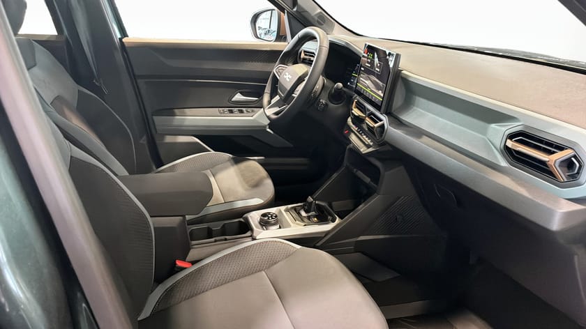 Bild 3 av Dacia Duster hybrid-G 150 4x4 EXTREME HYBRID AUTOMAT