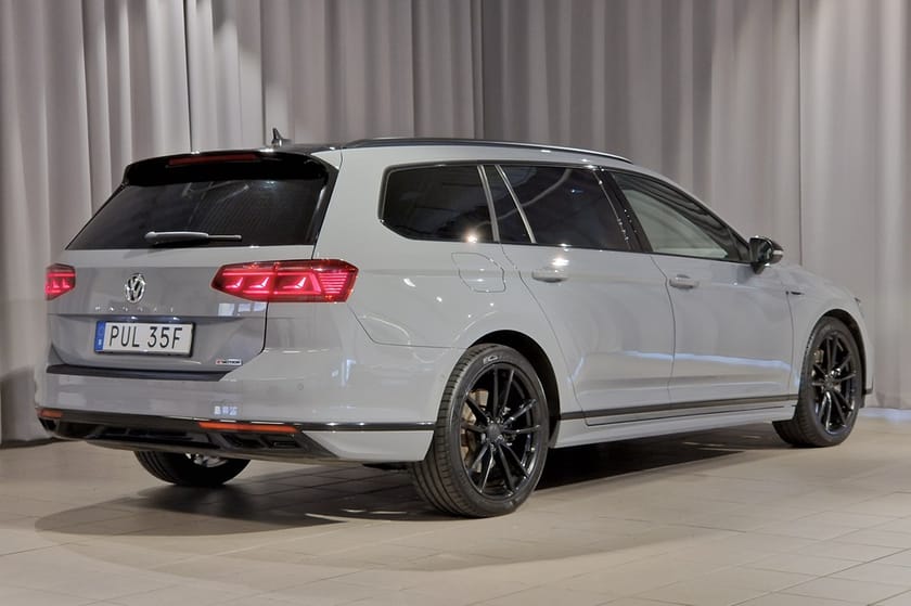 Bild 4 av Volkswagen Passat Sportscombi R-line | P-värmare | Drag | Backkamera | Navi