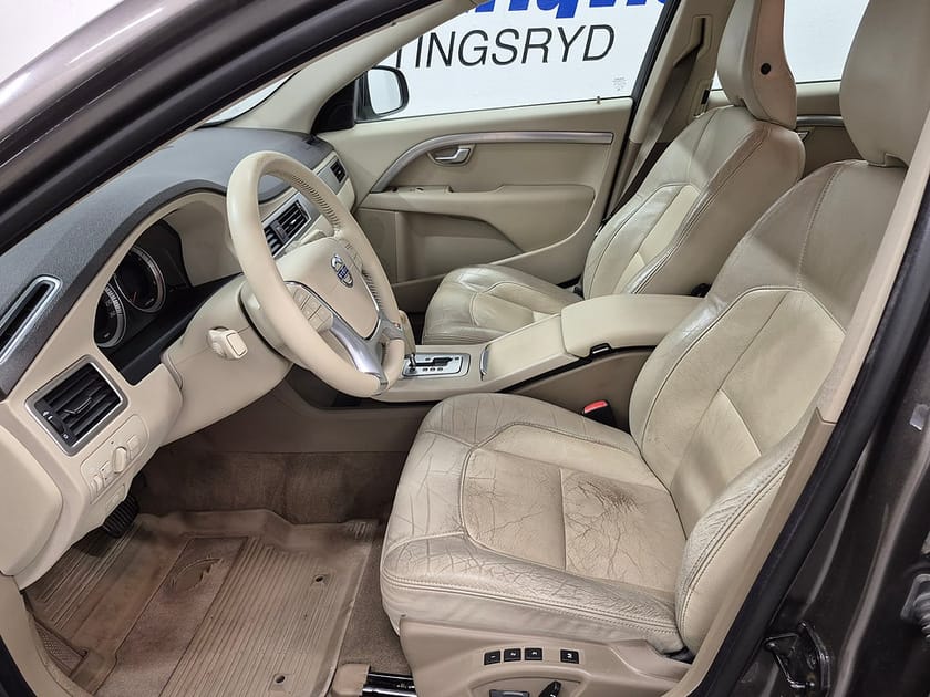 Bild 2 av Volvo V70 2.5FT 231HK Summum Läder