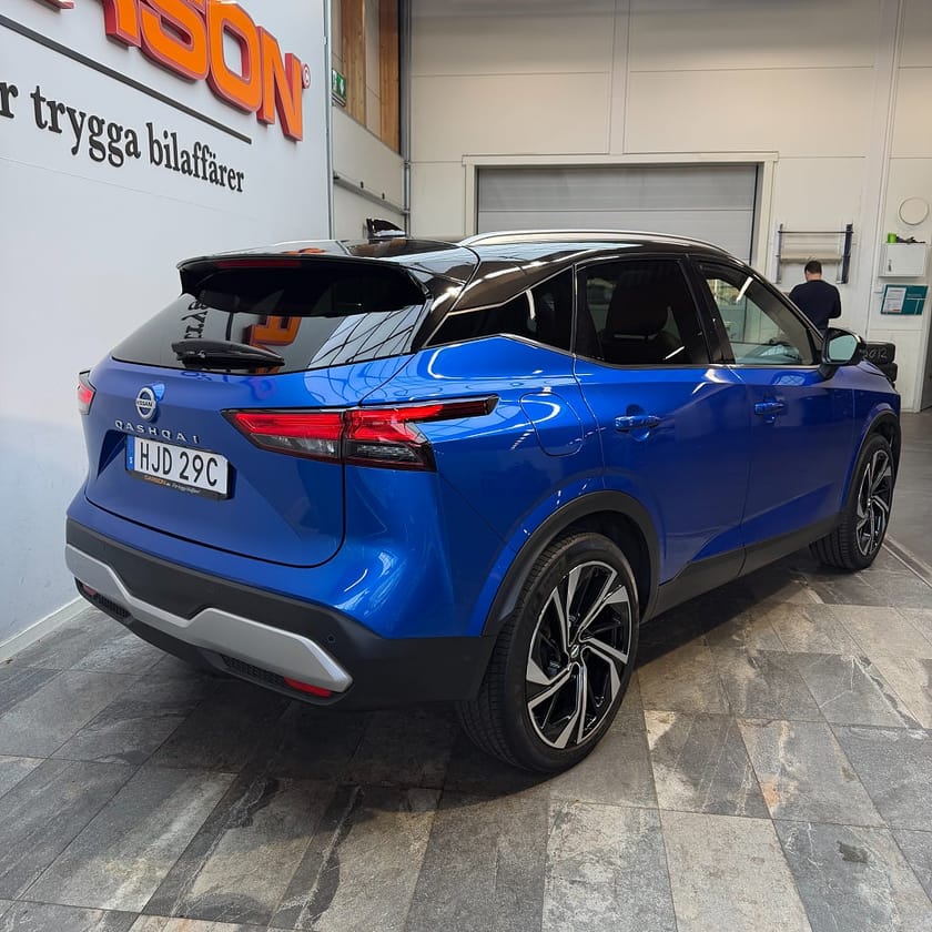 Bild 4 av Nissan Qashqai 1.3 DIG-T CVT Tekna Plus Panorama Navi 360° HUD Massage