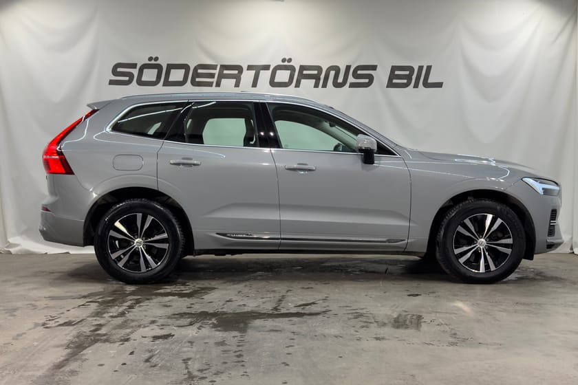 Bild 5 av Volvo XC60 Recharge T6 AWD CORE PANO KAMERA DRAG VÄRMARE MOMSBIL