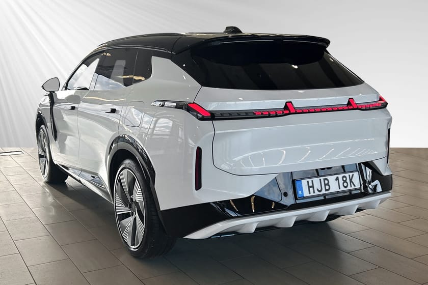 Bild 3 av Lynk & Co 08 PHEV