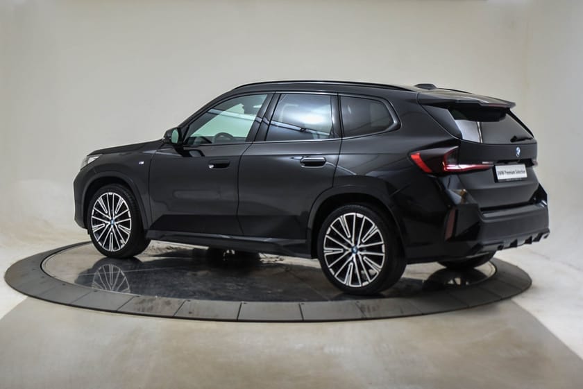 Bilde 3 av BMW iX1 xDrive30 Fully Charged