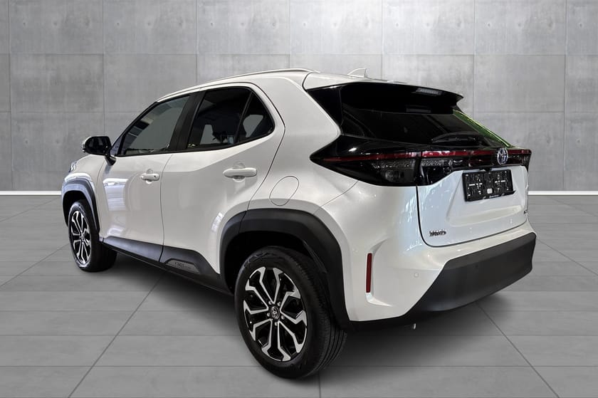 Bilde 3 av Toyota Yaris Cross Hybrid / 2WD / Active Tech / LAV KM