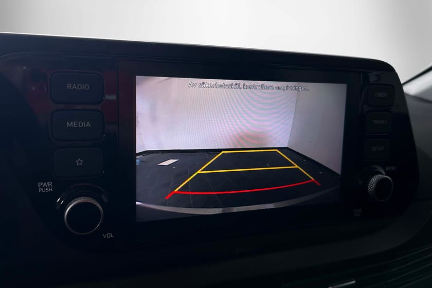 Bild 5 av Hyundai i20 1,0T 100hk Automat MHEV Essential B-Kamera Apple Carplay