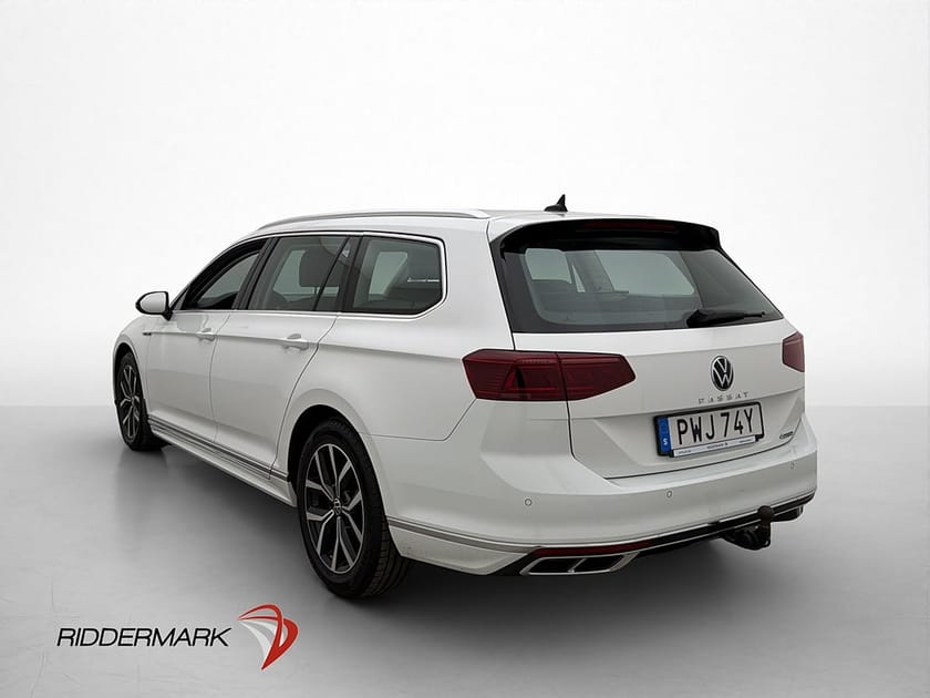 Bild 5 av Volkswagen Passat Sportscombi 200hk 4M R-Line Kamera Cockpit Drag Värm