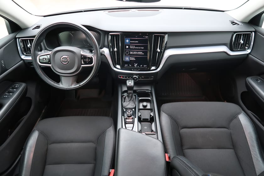 Bild 5 av Volvo V60 D4 AWD Momentum Advanced SE II, Drag
