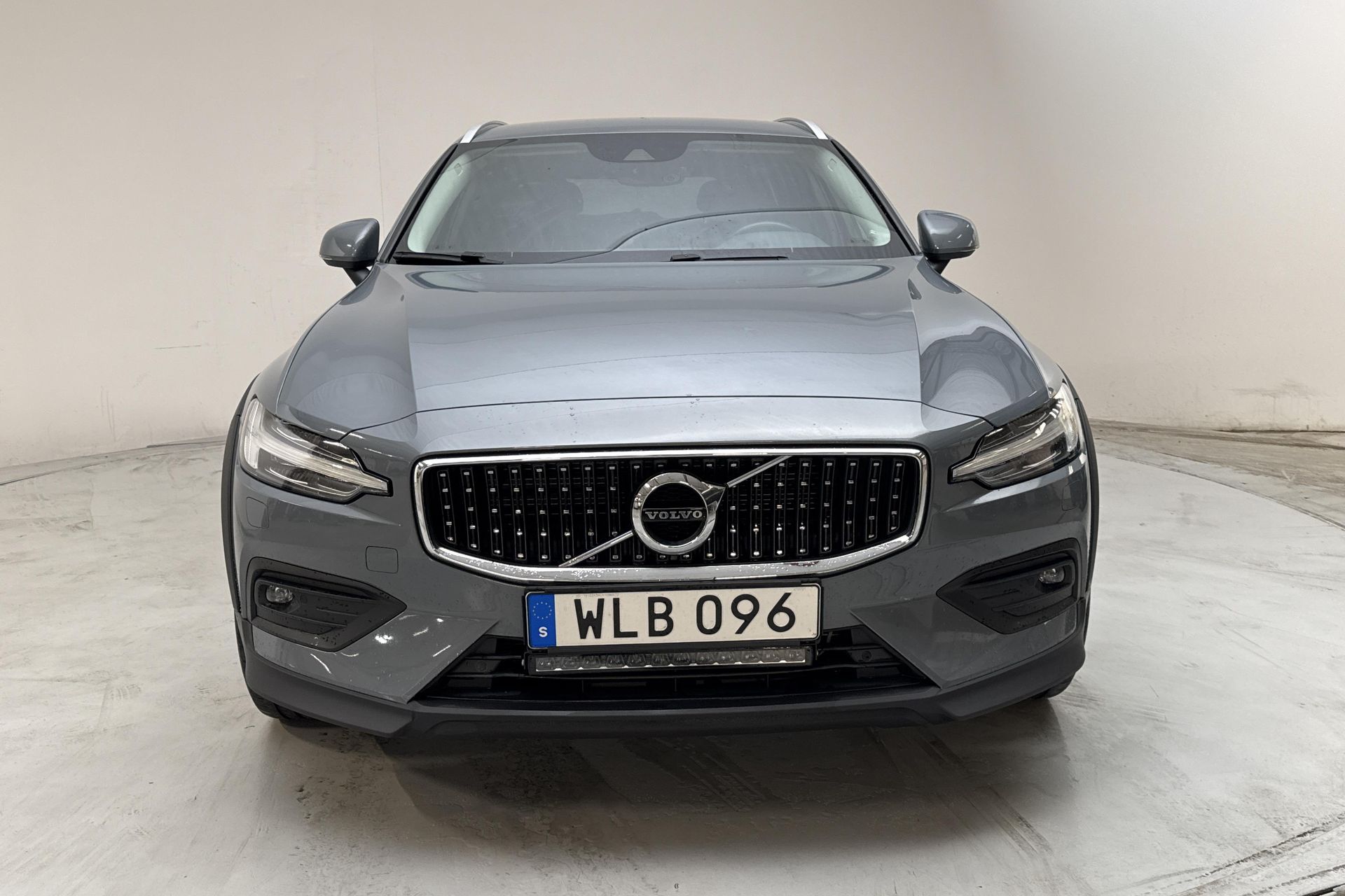 Volvo V60 B4 AWD 2022, bild 5/10