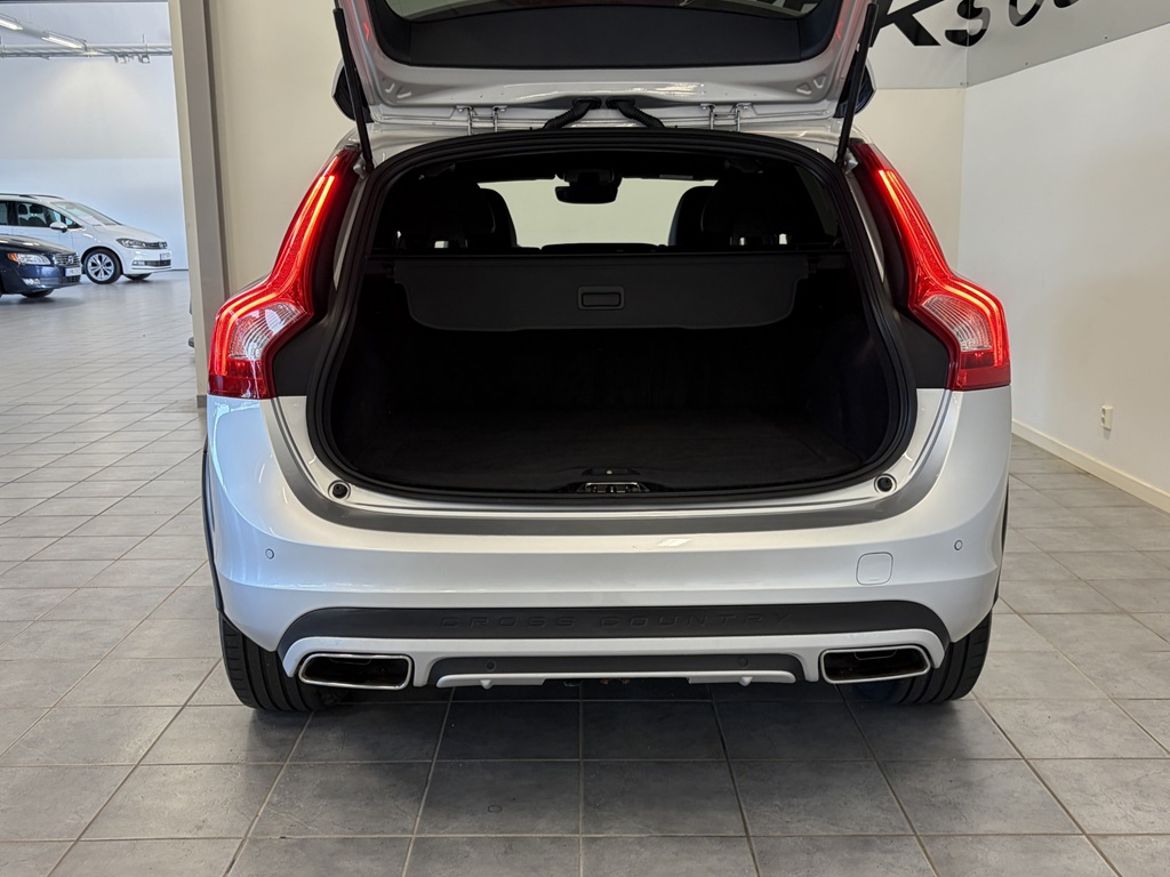 Volvo Volvo V60 Cross Country — bild 5