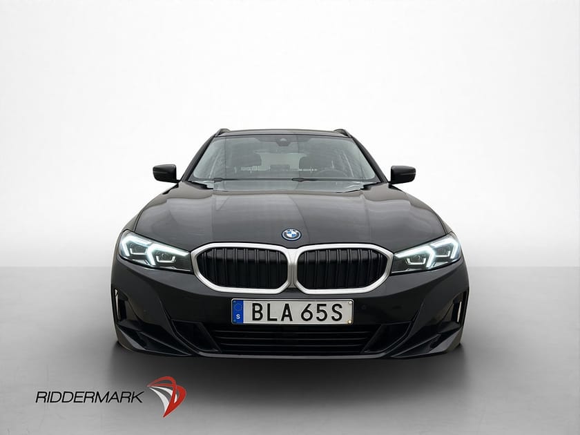 Bild 2 av BMW 330e xDrive Touring 292hk Widescreen Navi Moms Carplay