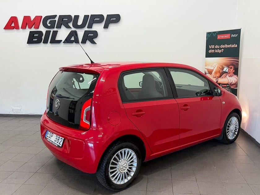 Bild 5 av Volkswagen up! 5-dörrar 1.0 MPI high Euro 5 Låg mil! Taklucka!!