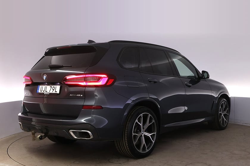 Bild 5 av BMW X5 xDrive45e iPerformance M-Sport Drag Läder LED HK Elstol Kamera