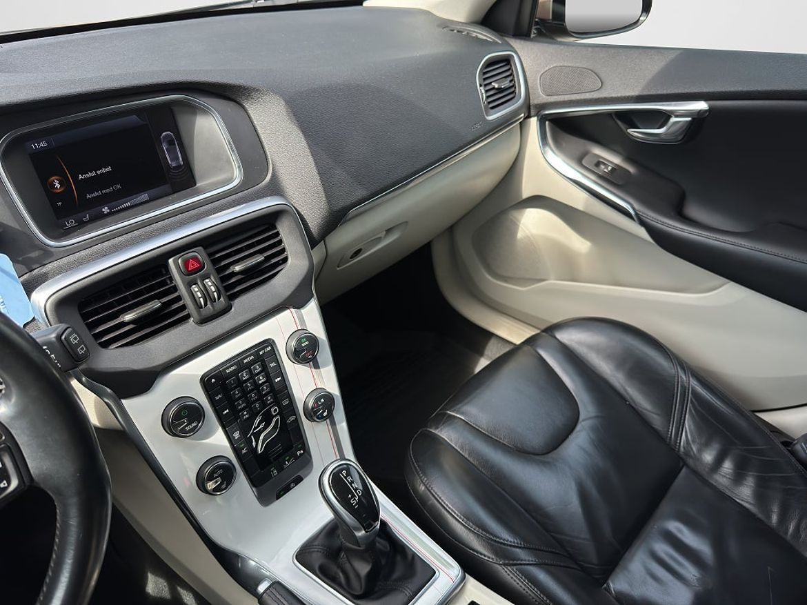 Volvo V40, bild 11 av 17