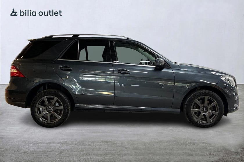 Bild 5 av Mercedes-Benz ML 350 BlueTEC 4MATIC AMG 258hk Navi Drag Backkamera