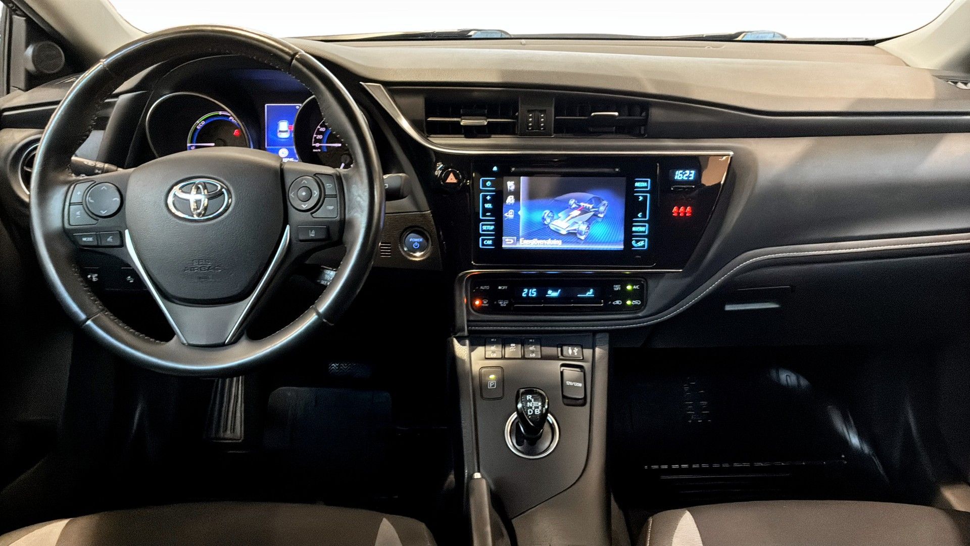 Toyota Auris 1.8 Hybrid Active Plus 2016, bild 4/9